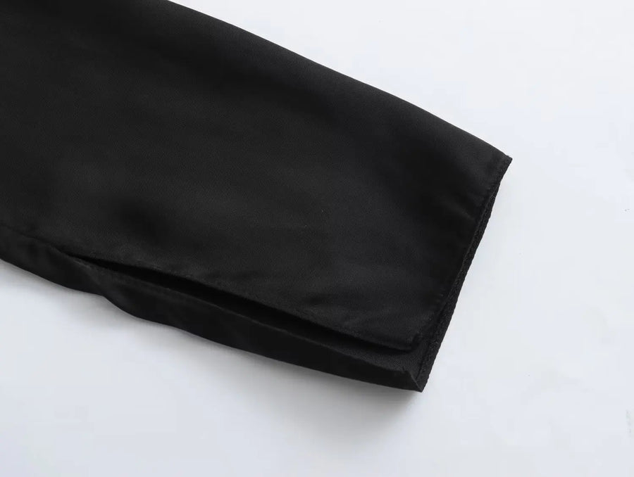 Camisa Acetinada Preta com Laço BellaVita - foto 12