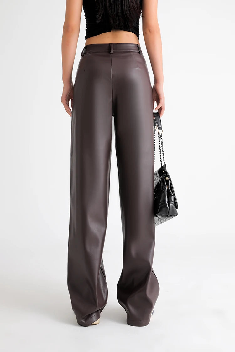 Calça Wide Leg de Couro PU Cintura Alta BellaVita - foto 13