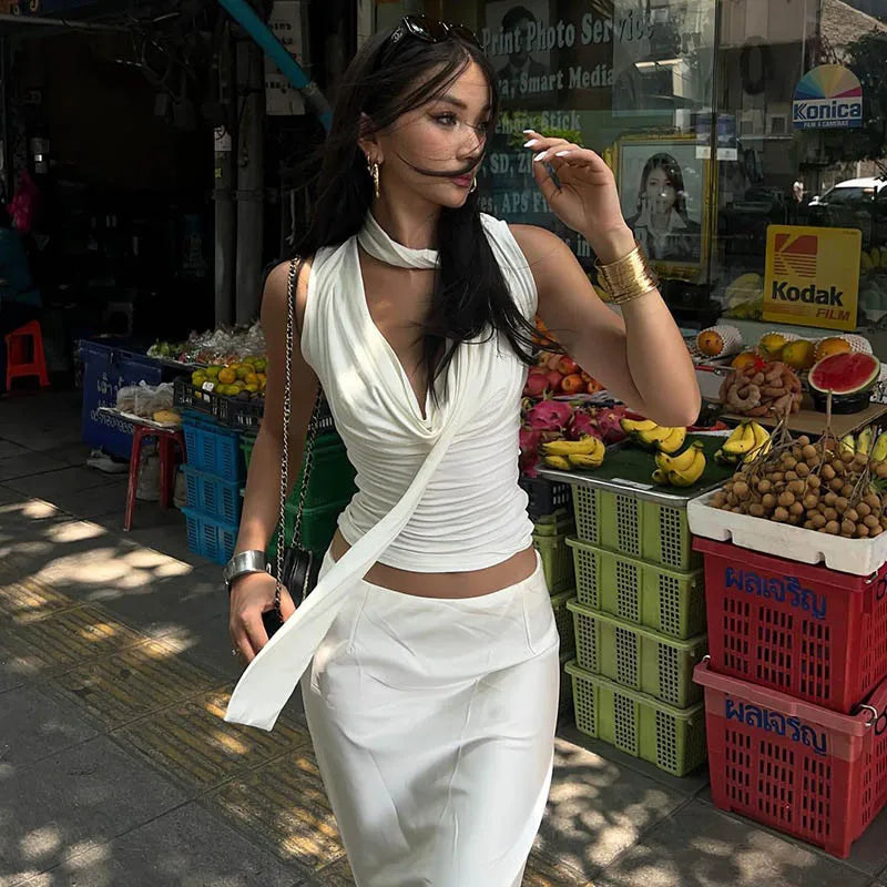 Regata Tricot Slim com Decote V BellaVita — foto 3
