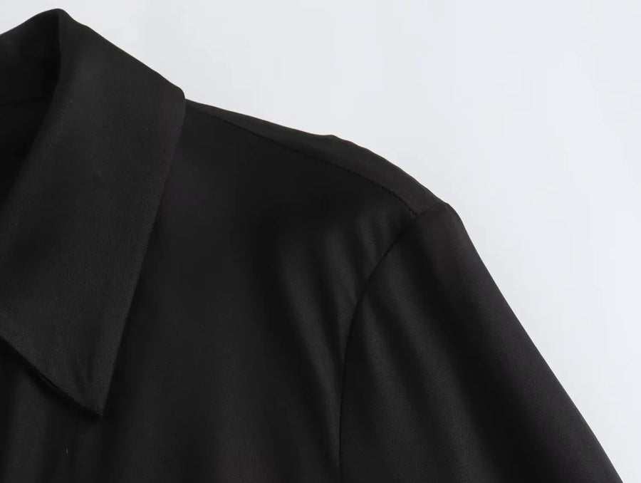 Camisa Acetinada Preta com Laço BellaVita - foto 9