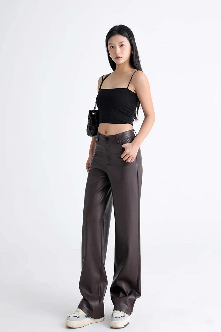 Calça Wide Leg de Couro PU Cintura Alta BellaVita — foto 8