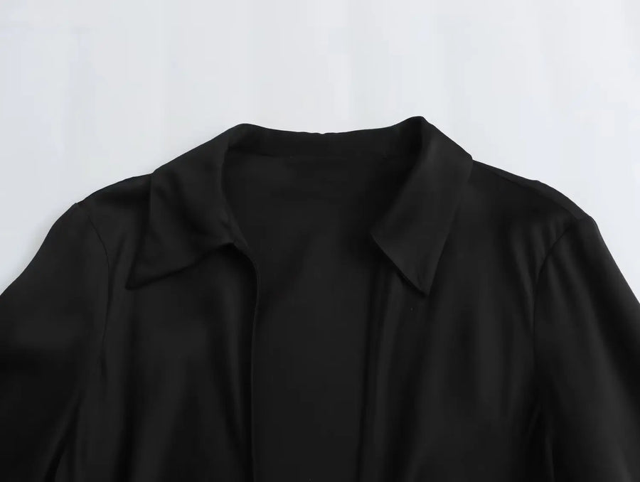Camisa Acetinada Preta com Laço BellaVita — foto 8
