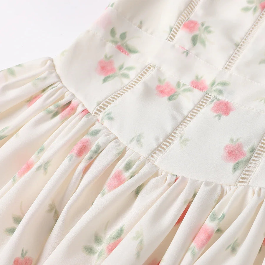Vestido Curto Floral de Alça Fina BellaVita - foto 6