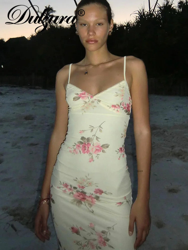 Vestidos Longos Justos Sem Manga e Costas Abertas Estampados - foto 7